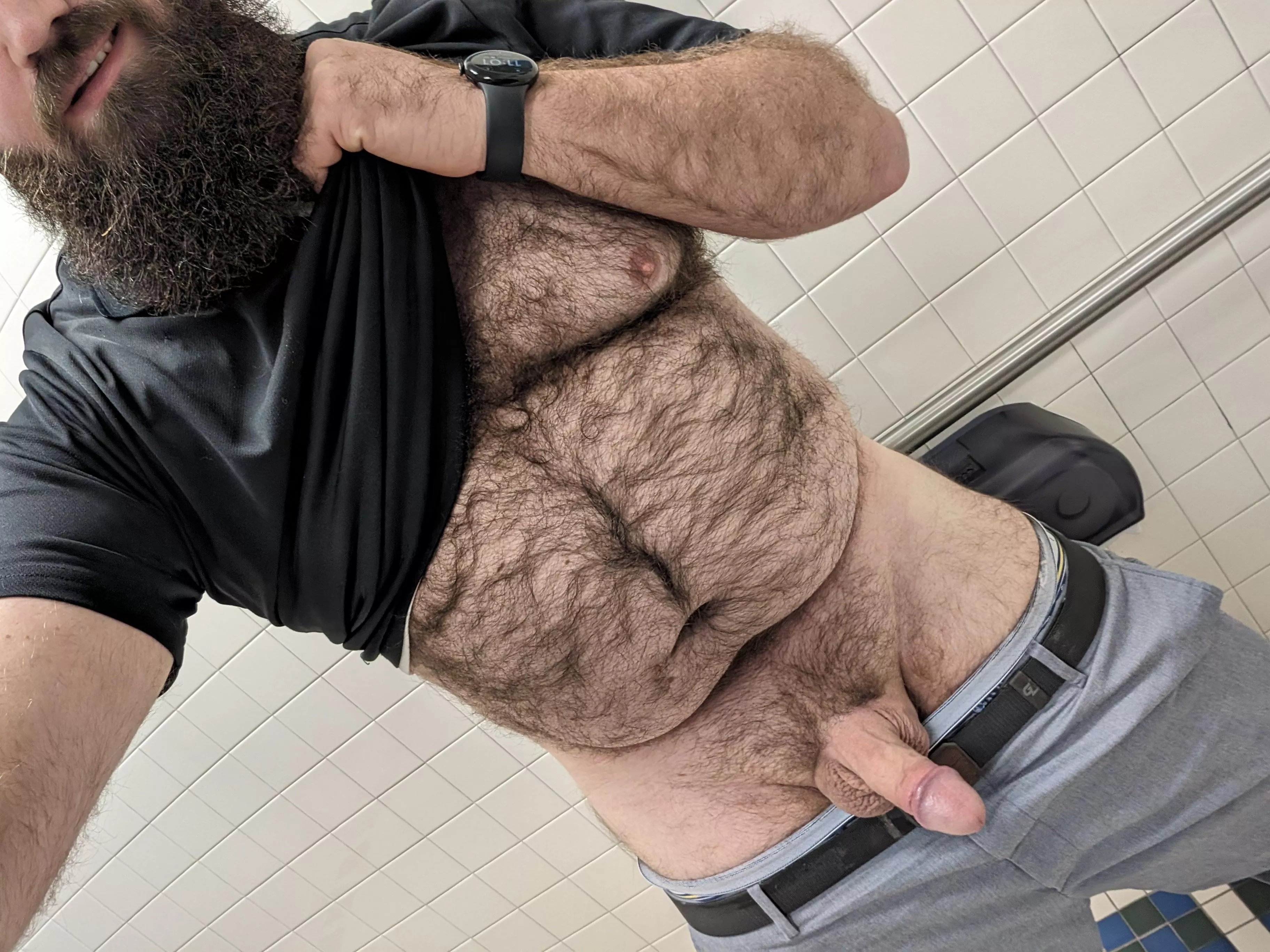 I'm sure you love when the IT guy cums... In to the office. [34] 😏😈 posted by BeardedAnonnn