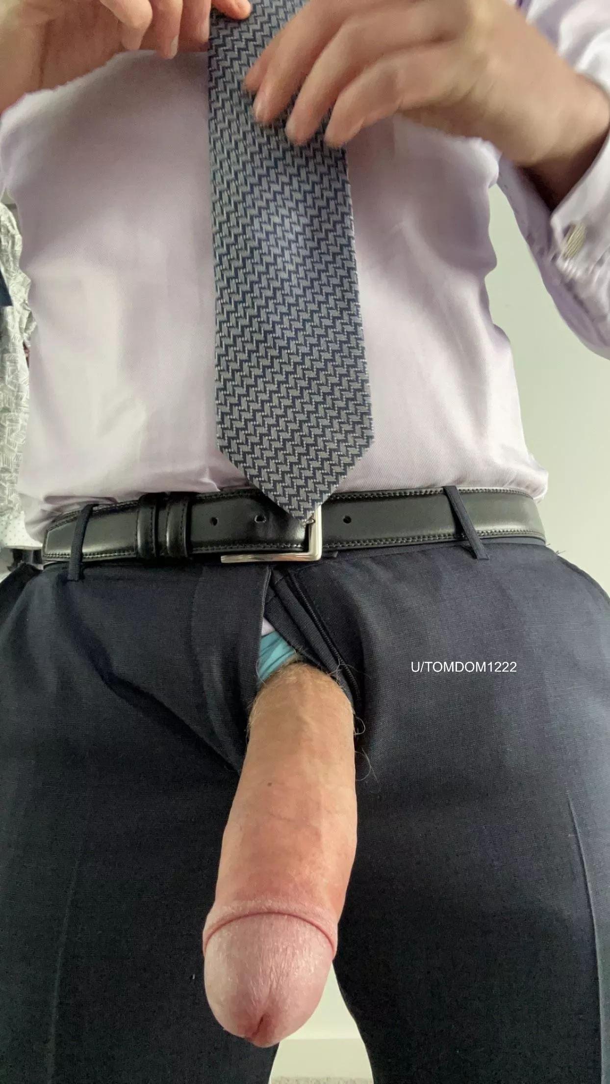 Like my tie? posted by tomdom1222