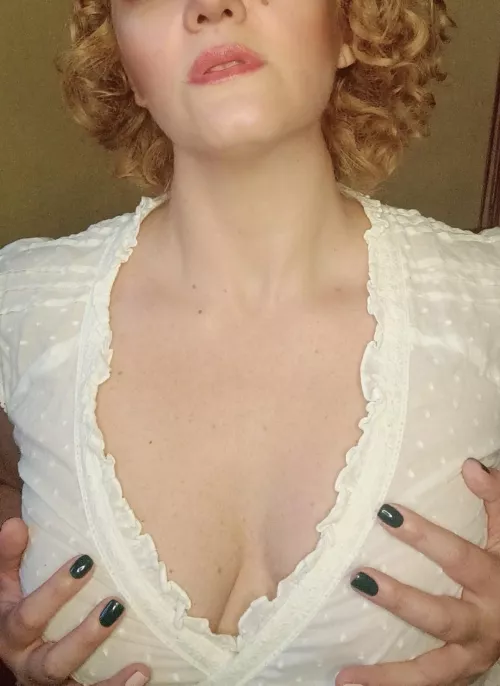 My soft hands and beautiful nails are ready for caressing by Nicolette_2