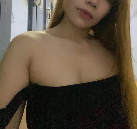 *NEW* Are you into petite Asian? Join me ❤️❤️ by Witty_Artichoke8821