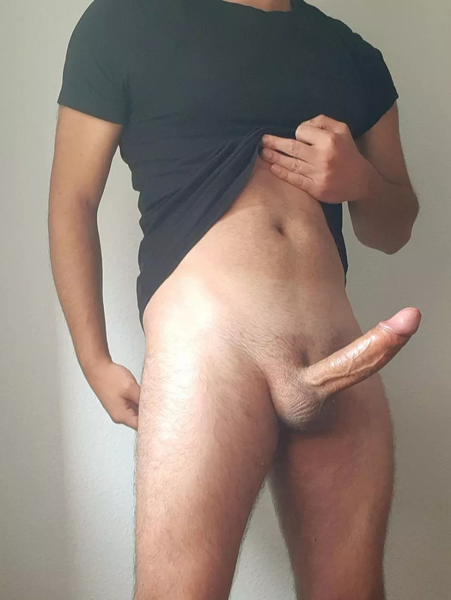 Say hi if you can fit it in your mouth posted by throwcock1337