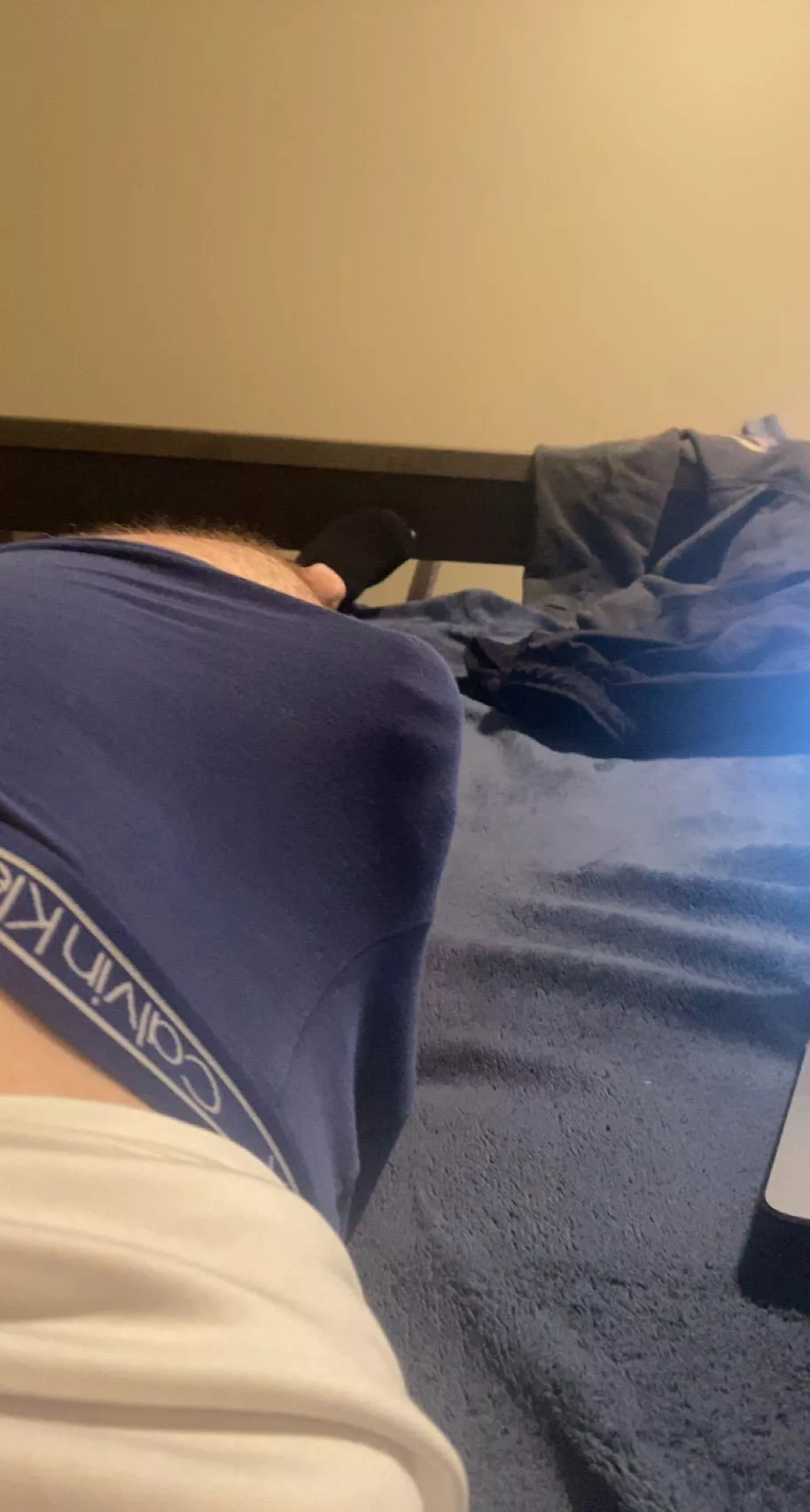 Too strong of an outline? posted by Green_Kiwi6601