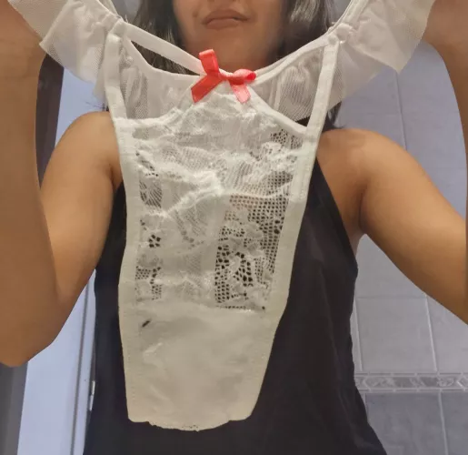 Would you wear mommy's panties? by -sweet_isa