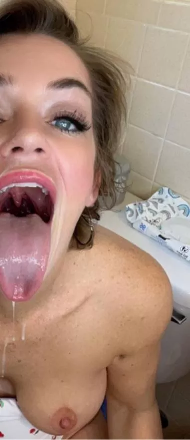 You may as well give me the whole thick load then (f) 44 posted by SashaSins555