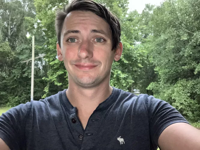 [30] casual selfie by nickifuckedmyass