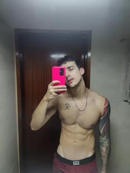 Anyone into skinny guys ? by Joshu11