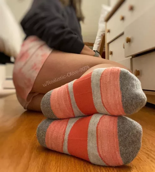 Are you going to be dreaming of my feet tonight? by Realistic-Olive-9974