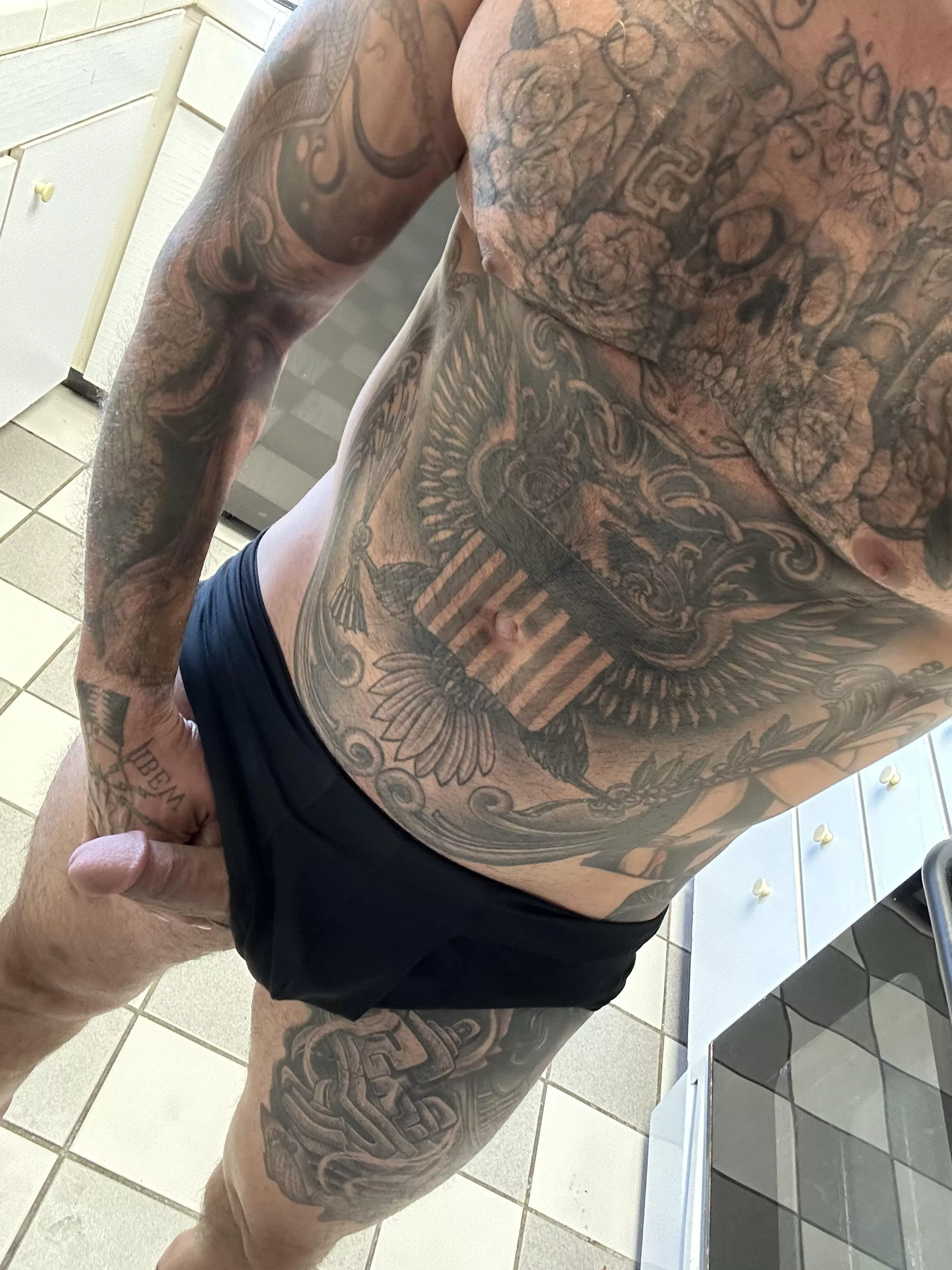 Damn I need a BJ posted by CochinoSD