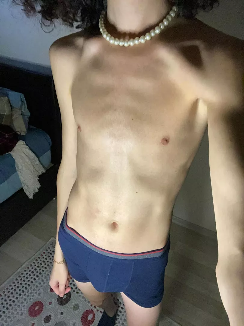Do you love your twink top or bottom? posted by jessicalutfen