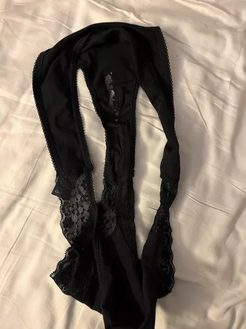 Gfs panties, sniffing them and gonna cum all over them, would love somebody to join by funtime2812