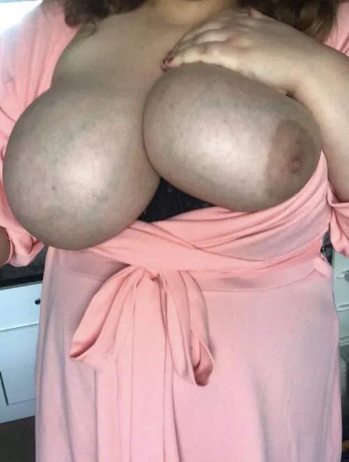 How’s the plus size gals for you. by BustyRoseBratTamer