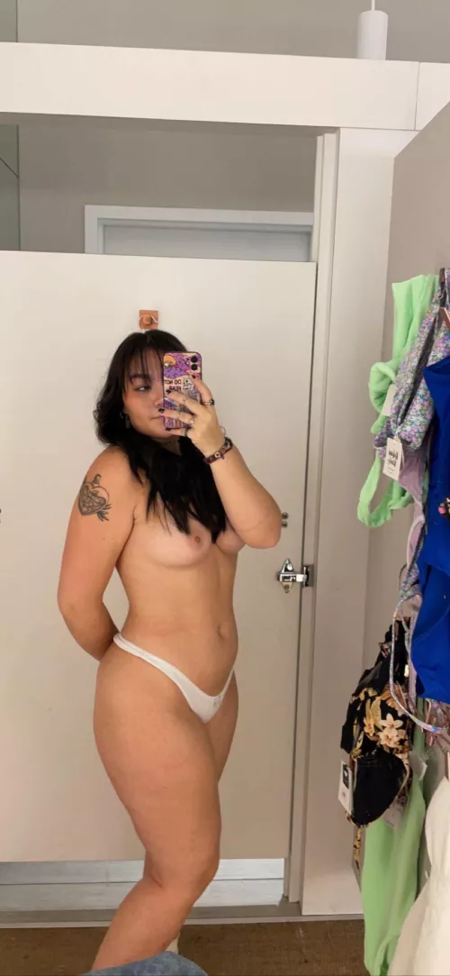 I love pleasing customers at work by chubbyasian02