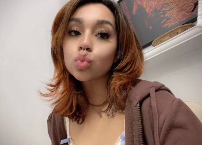 I think you need a latina in your life😘 by xxchloexoxo