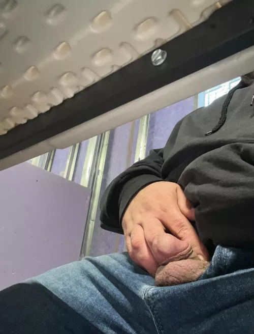 If I called you to my office would you climb under my desk & get me hard?🐻 by bigmikemccarthy