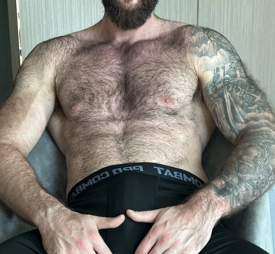 If I give you my room number would you come up or not? posted by bwarren106