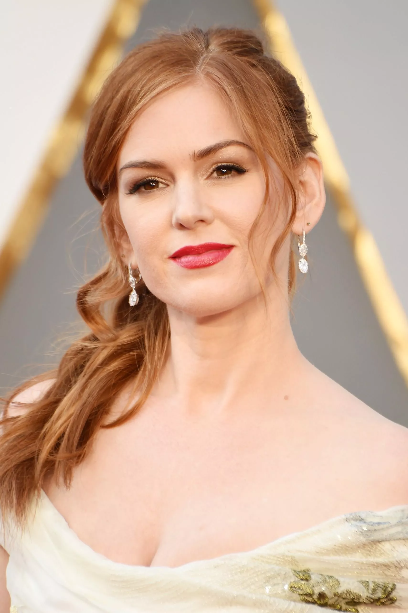 Isla Fisher posted by beautyadmirer_