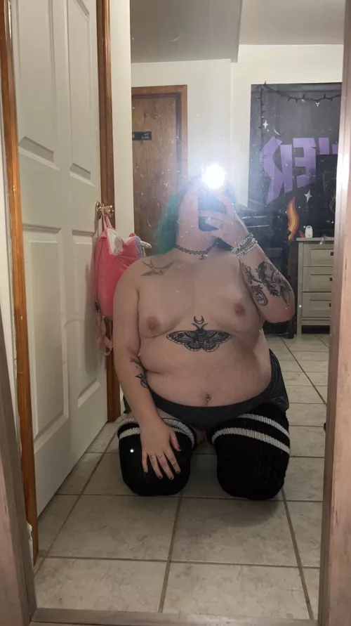 look at me, look at me! … you looking? by bunnikisses