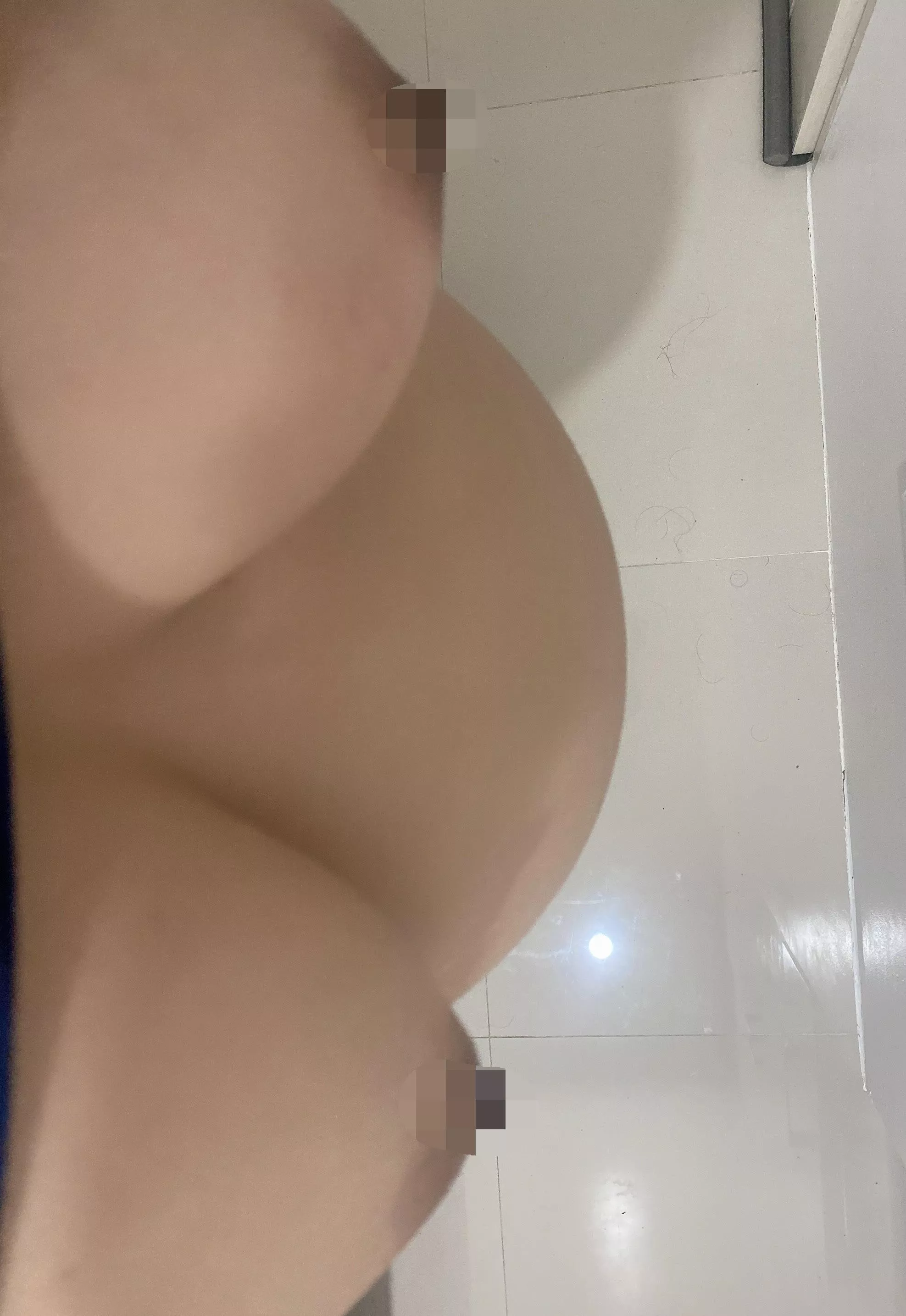 Mountain belly posted by foxyrave