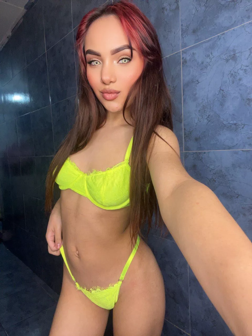 My small body is perfect for your affection posted by FranSilva1