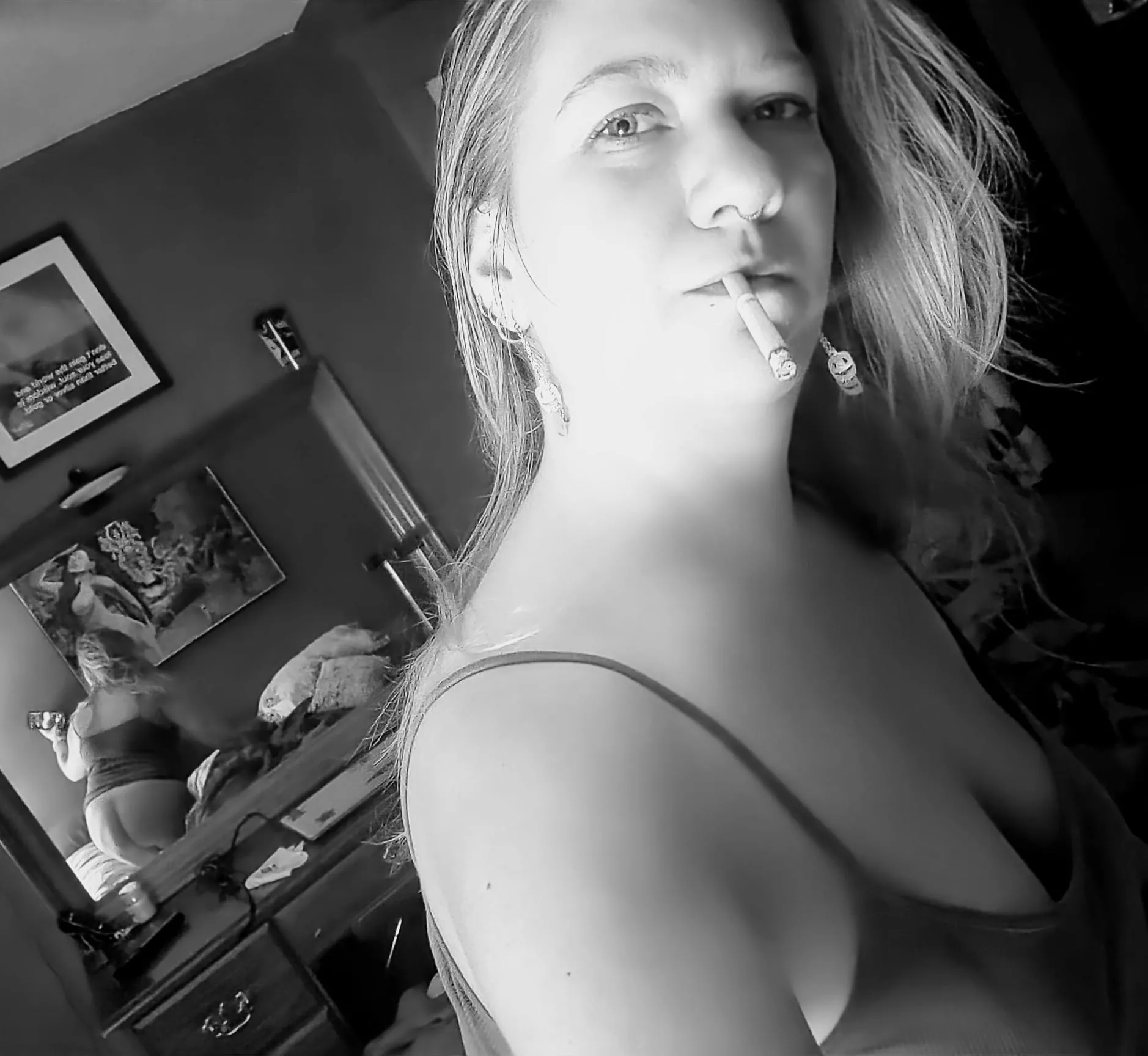 Rise and Shine smokers 🩷💋 posted by BluEyedMissfit