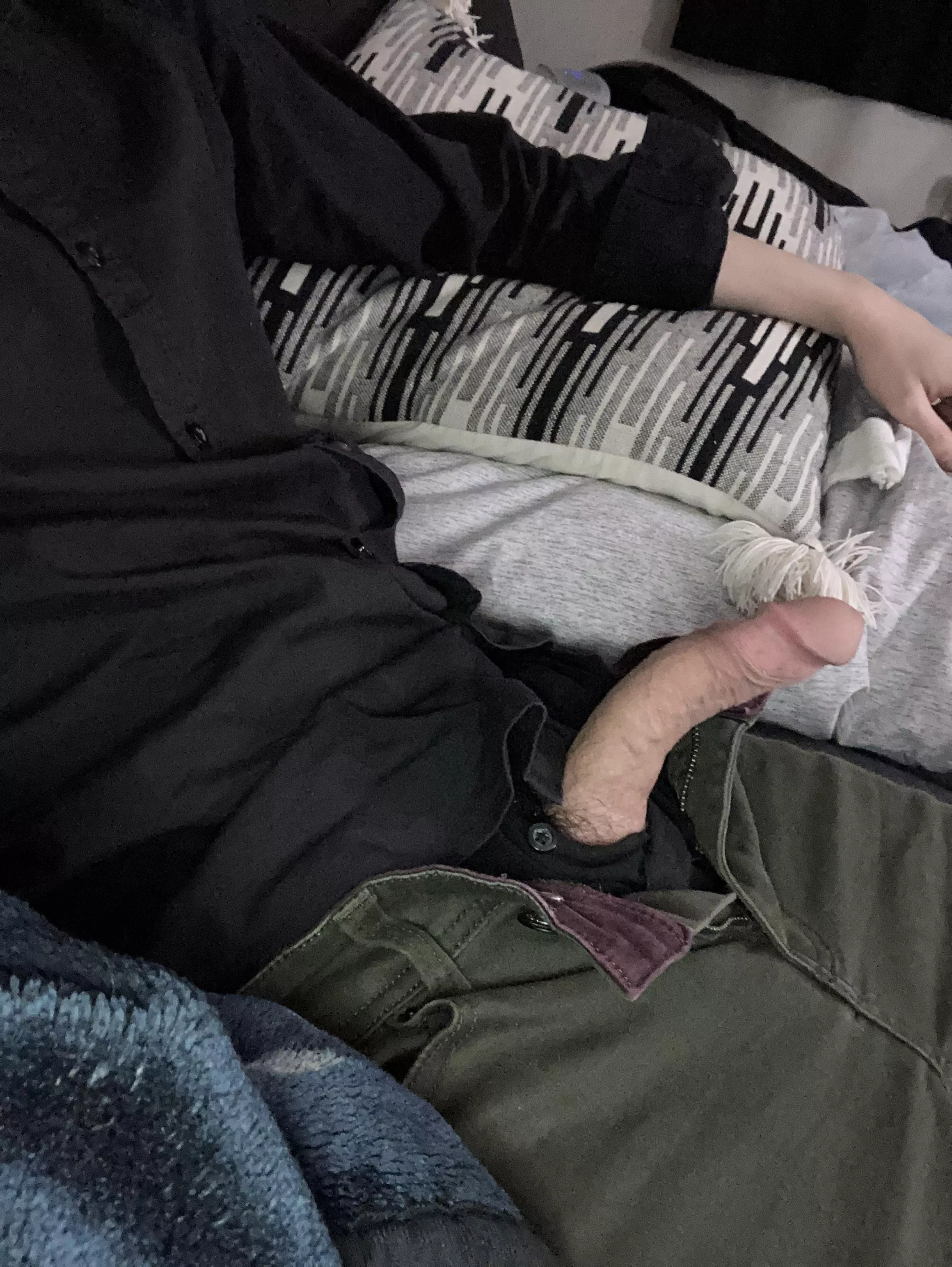 She said skinny guys are always hung, is she wrong? posted by No-Conclusion-2754