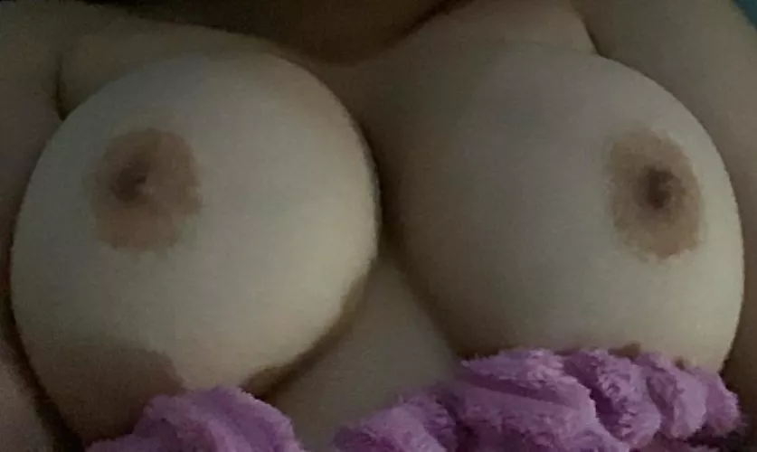 Wanna cuddle? by Overall_Technician_3