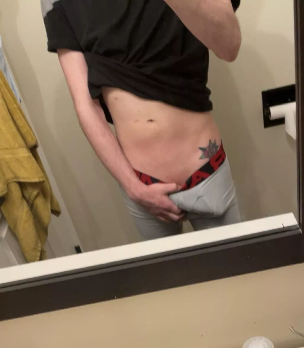 Want to see the rest of it? posted by bigoldesketitt