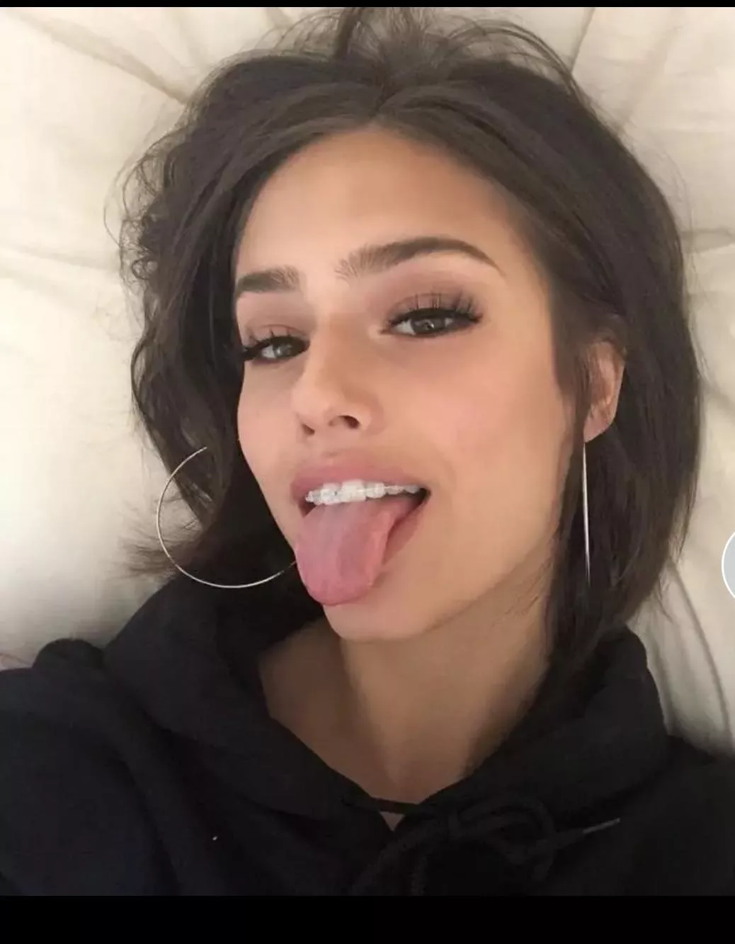 Who is this? posted by cornpops20000