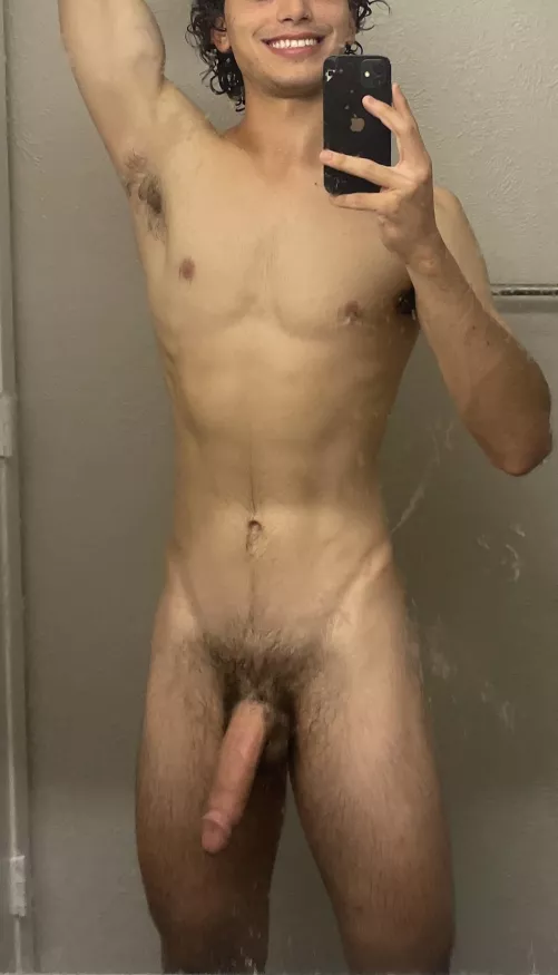 Would you fuck a 6’3 teacher with a big cock and a nice smile?😁 by BigDickDemon77