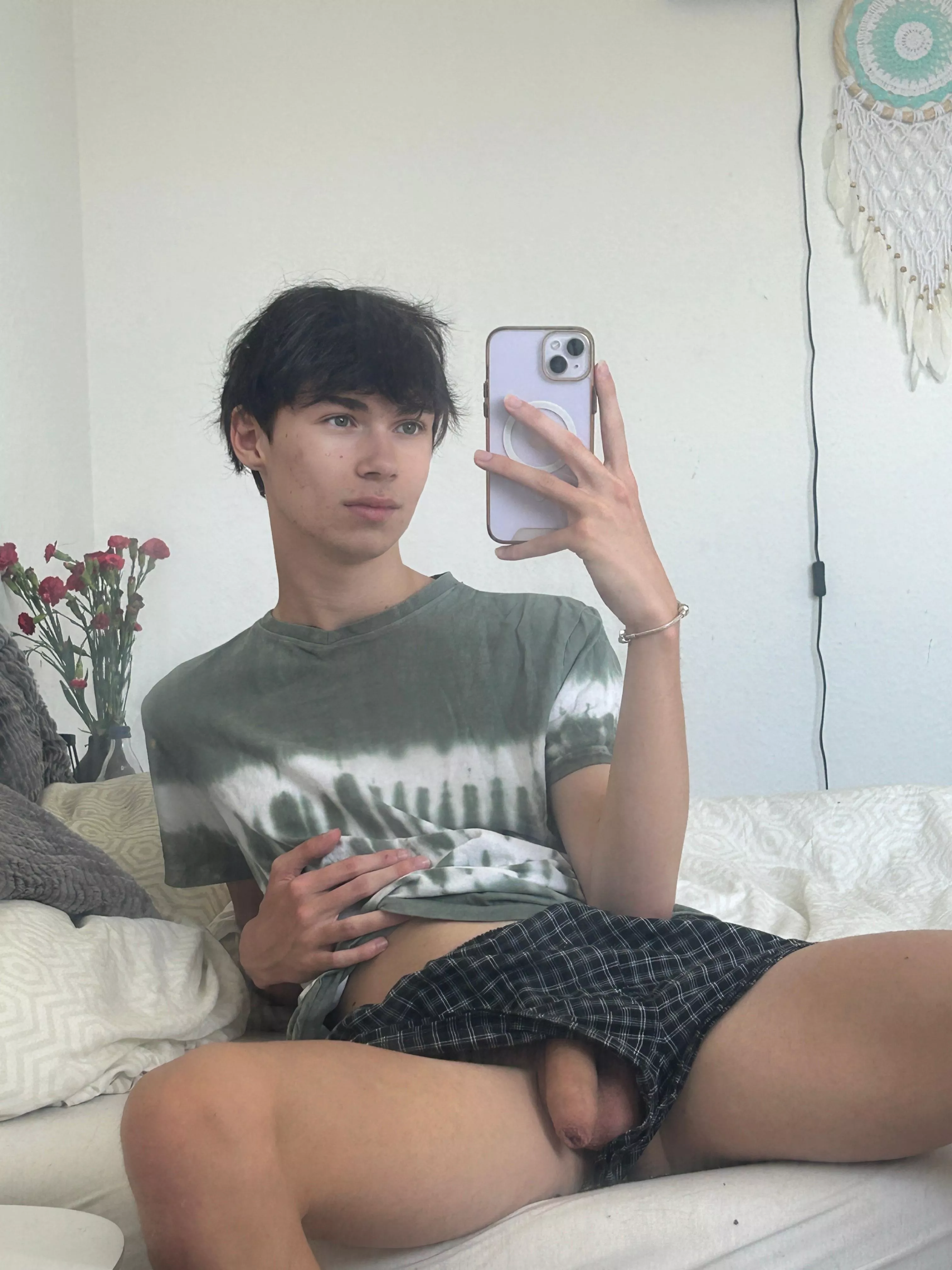 Would you fuck me on the first date? posted by OkagSpetch