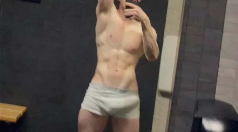 you think people at the pool noticed my bulge? by good_lookingloser