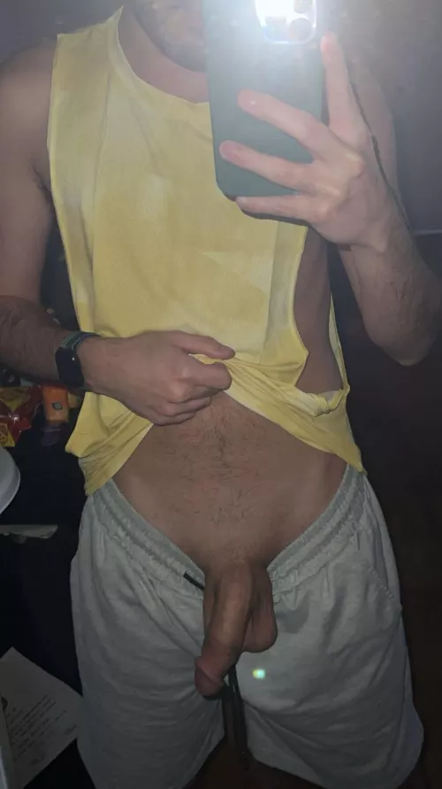 [25] Need a bro to “hang” with by DaddyTwink98