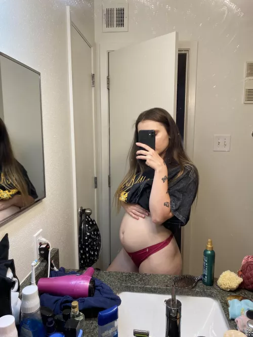 Already showing so early by mamajbby_free