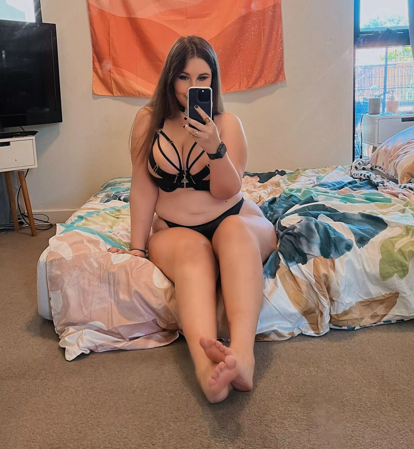 Can you join me in bed? I'm all alone tonight 🥵 posted by daisygirl132