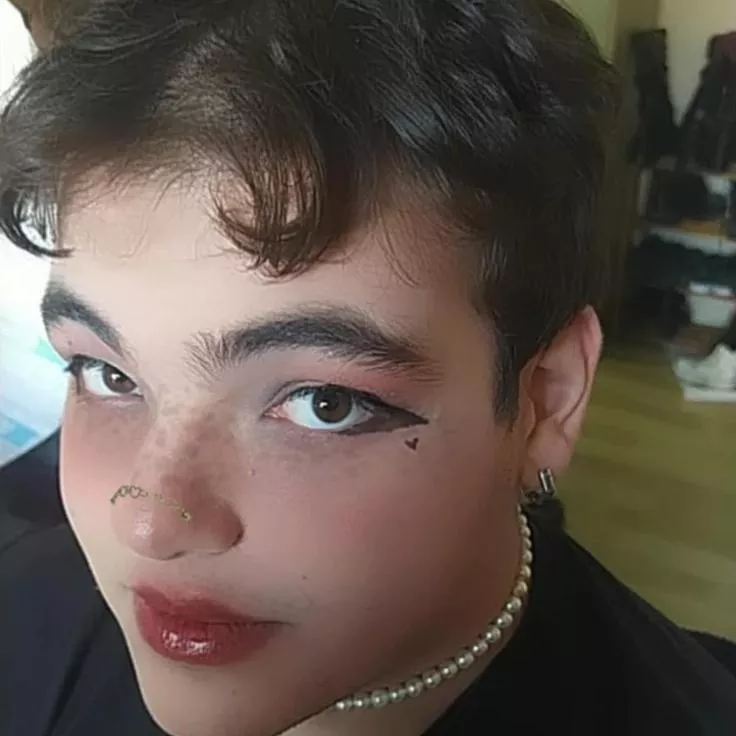 First time with make up. Am I fem enough? posted by Milkshak_e