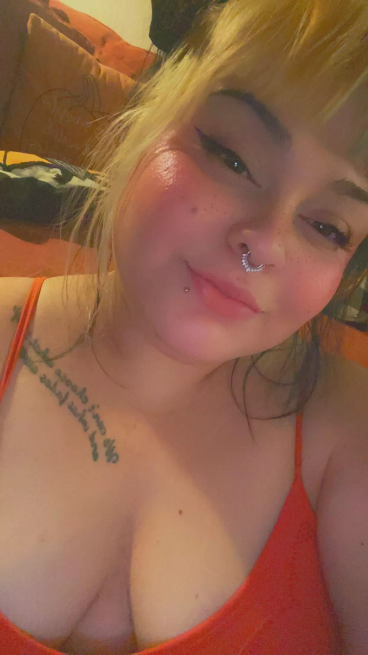 Good morning 😘 posted by Darlingbeshyyy