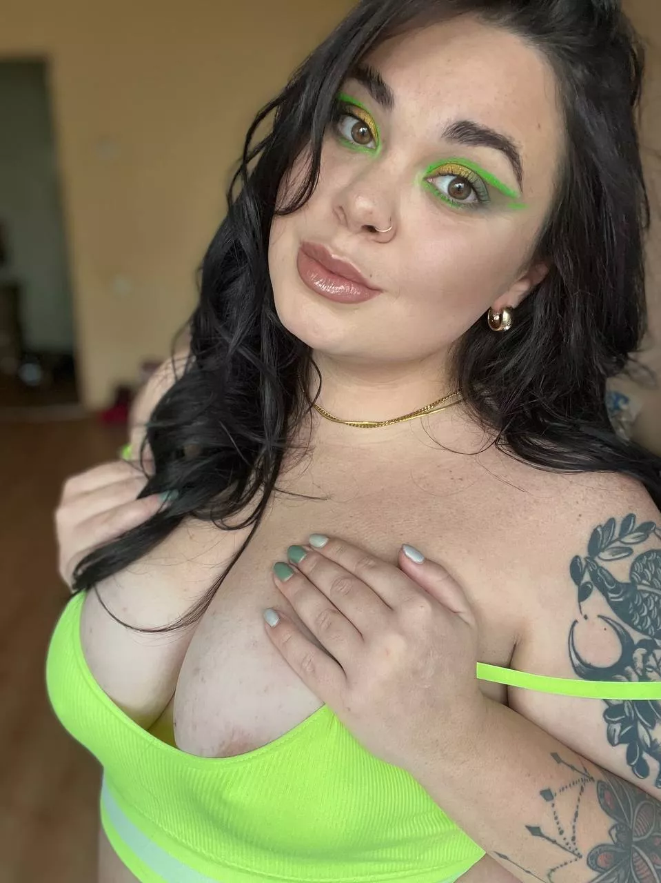 I can't contain my boobs posted by Useful_Effort_