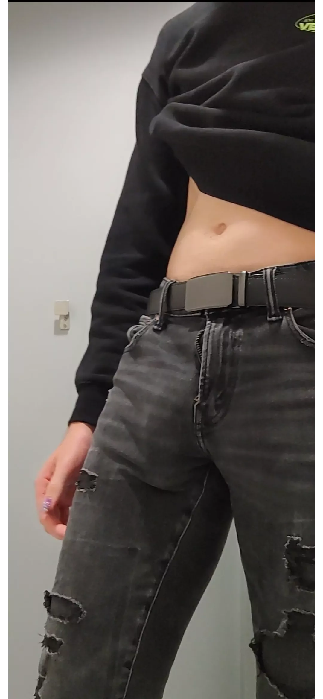 I can't hide it 😪 posted by roti117