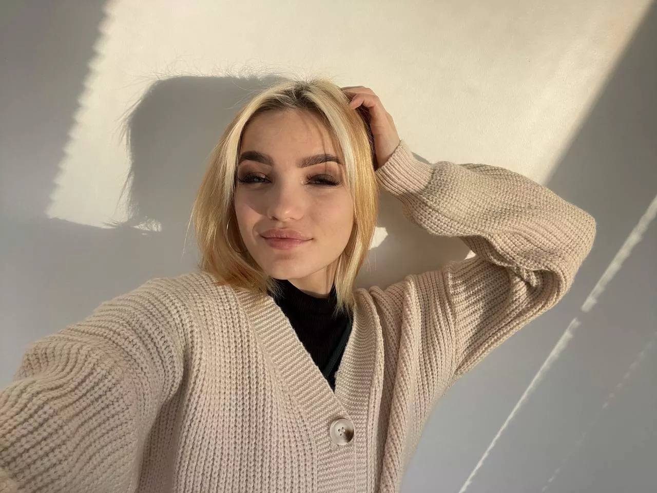 I might look innocent, but i'm actually not :) posted by wondercutie