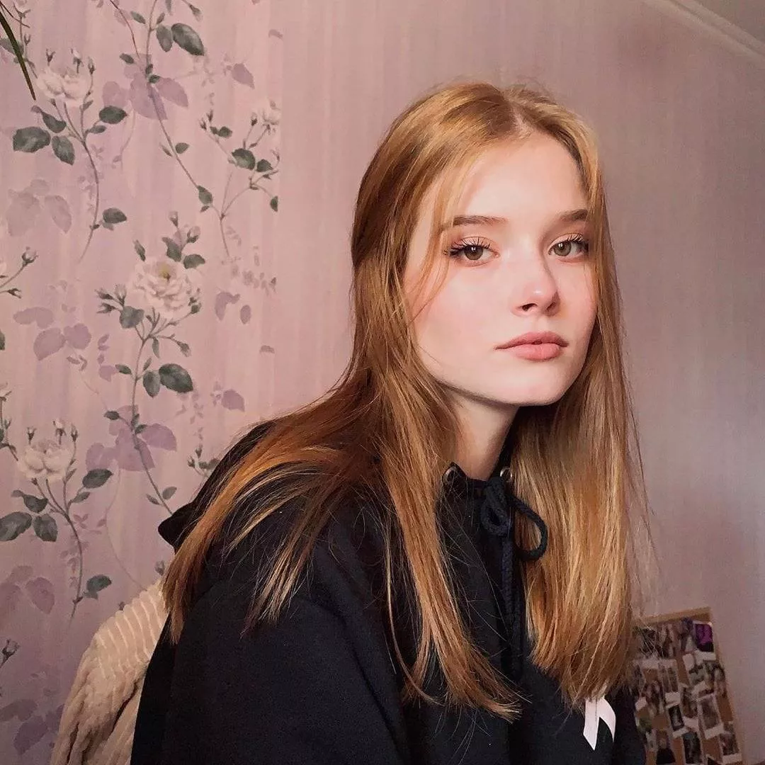 Katya Sitak posted by Abb-Crysis