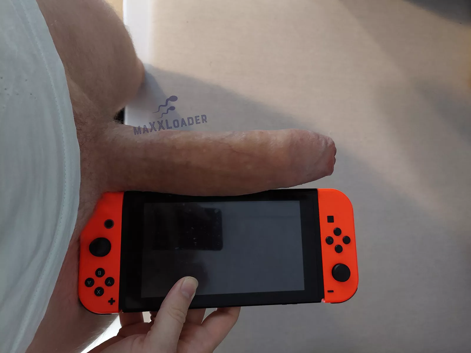 Mandatory Nintendo Switch comparison posted by maXXLoader_