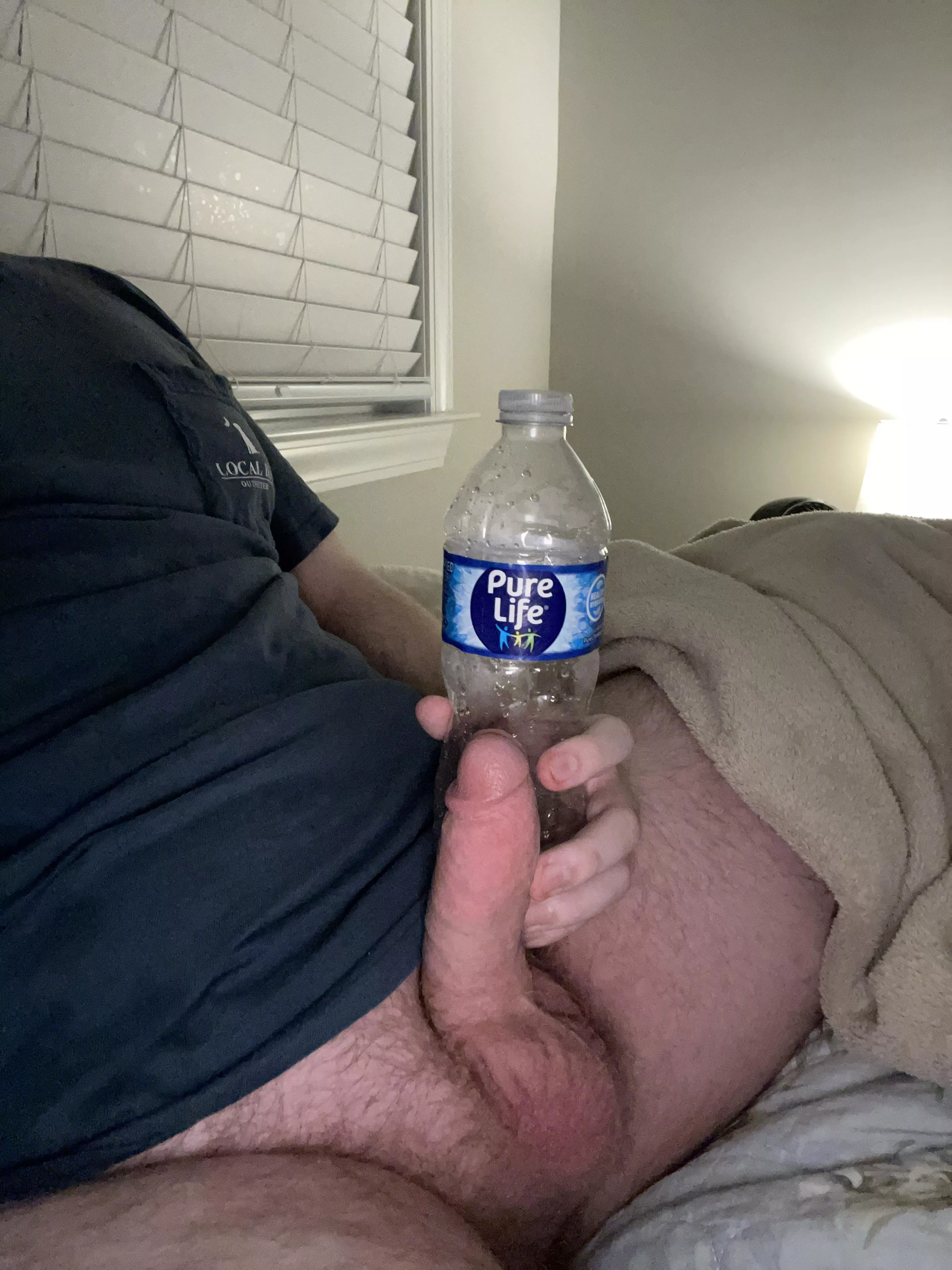 Me vs 7 inch water bottle posted by Medium-Argument-2301