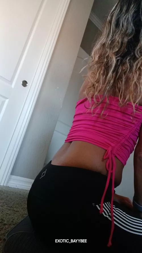 My morning exercise by Exotic_Bayybee