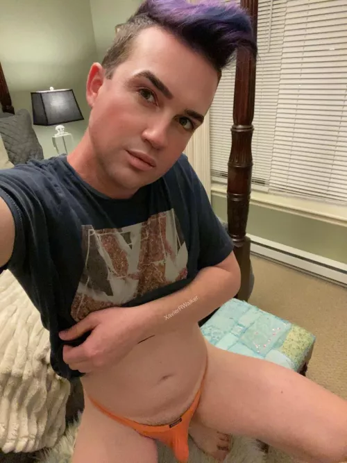 (NSFW)a peach thong up my peach 🍑 😂😂😂 by XavierRWalker