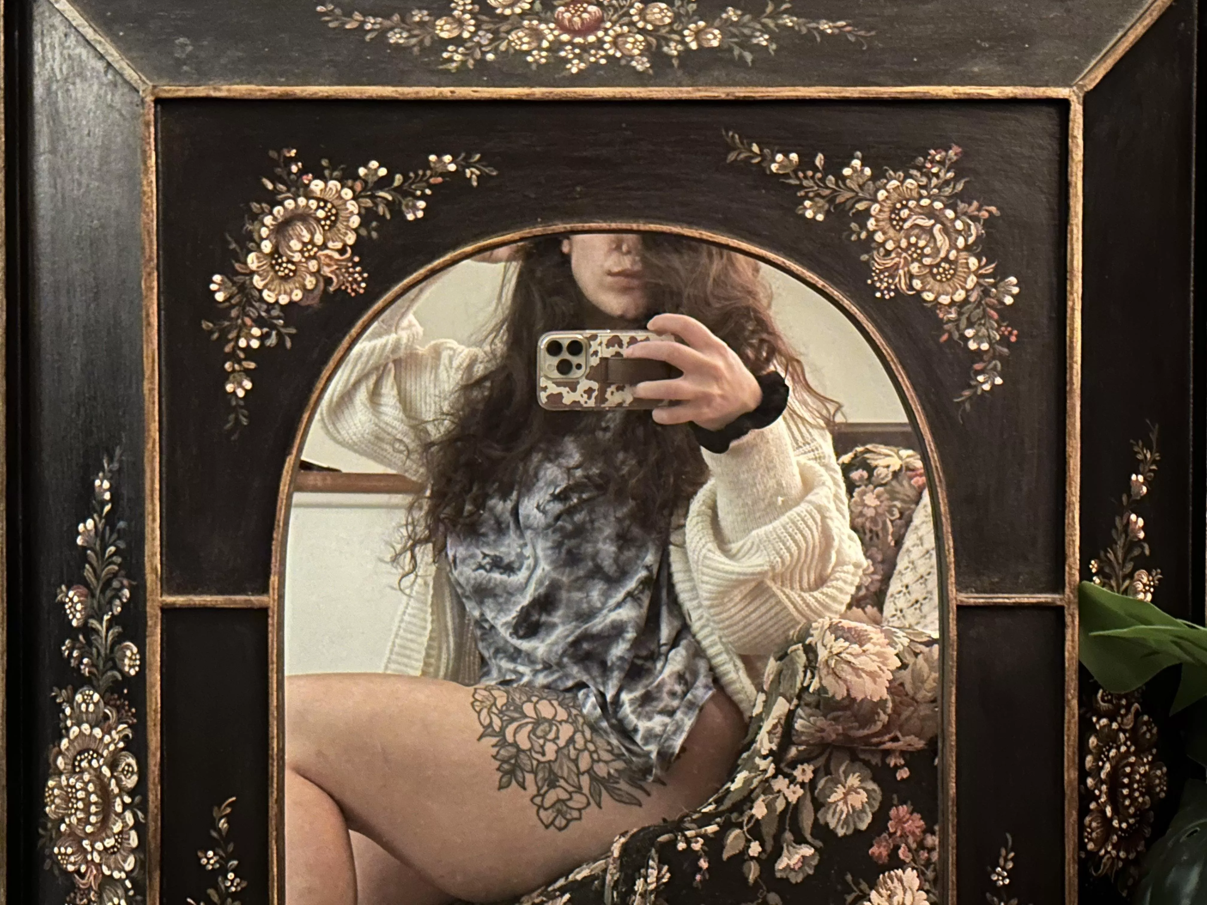 quite the mix of patterns going on (f) posted by daddyslittlestrangel