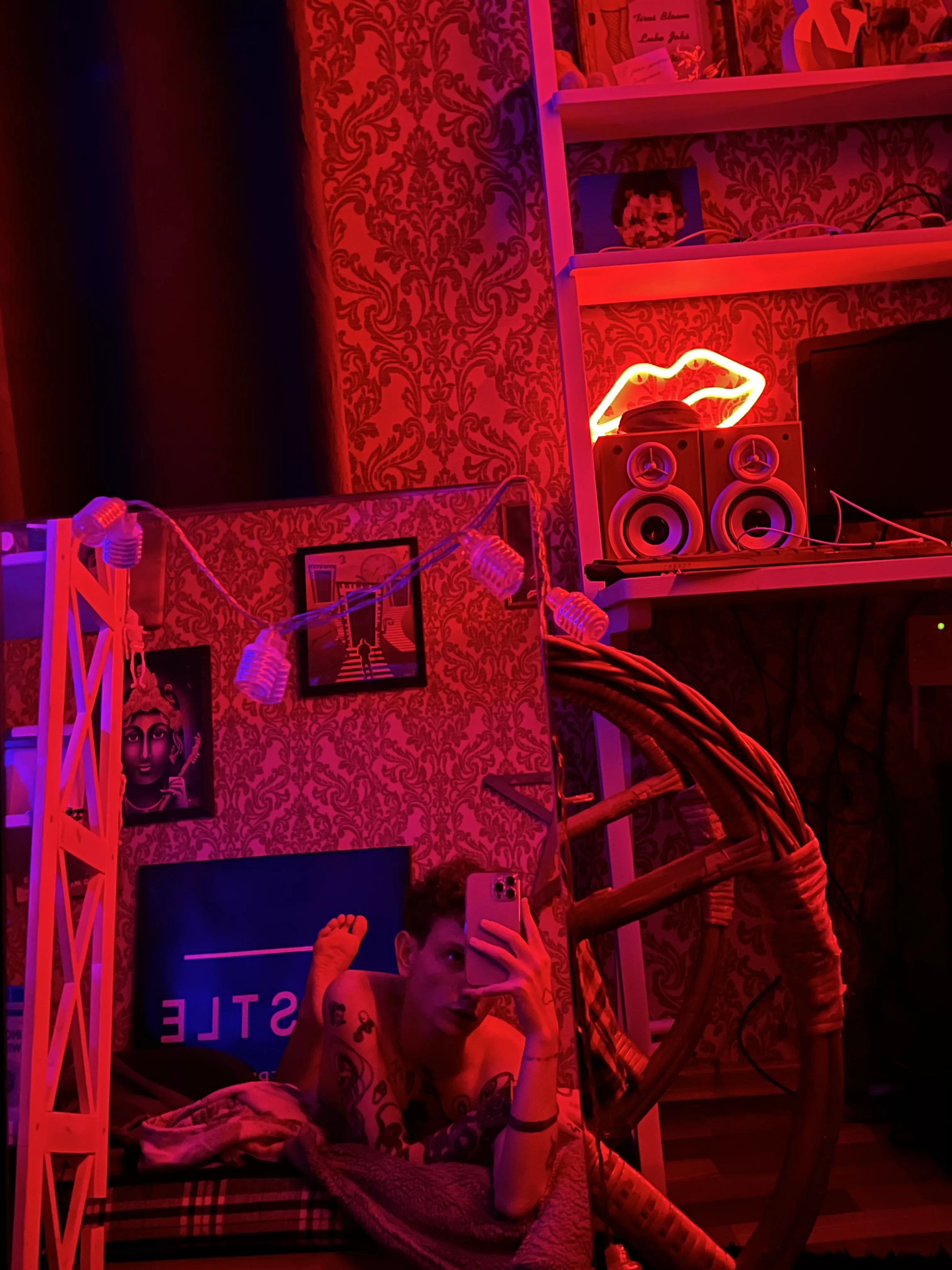 Thinking about what dress should i wear on Halloween posted by Internal-Spite5059