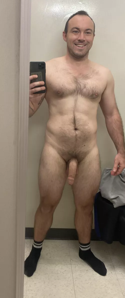 Who’s meeting me in the change room? by ProfessionalTry8879