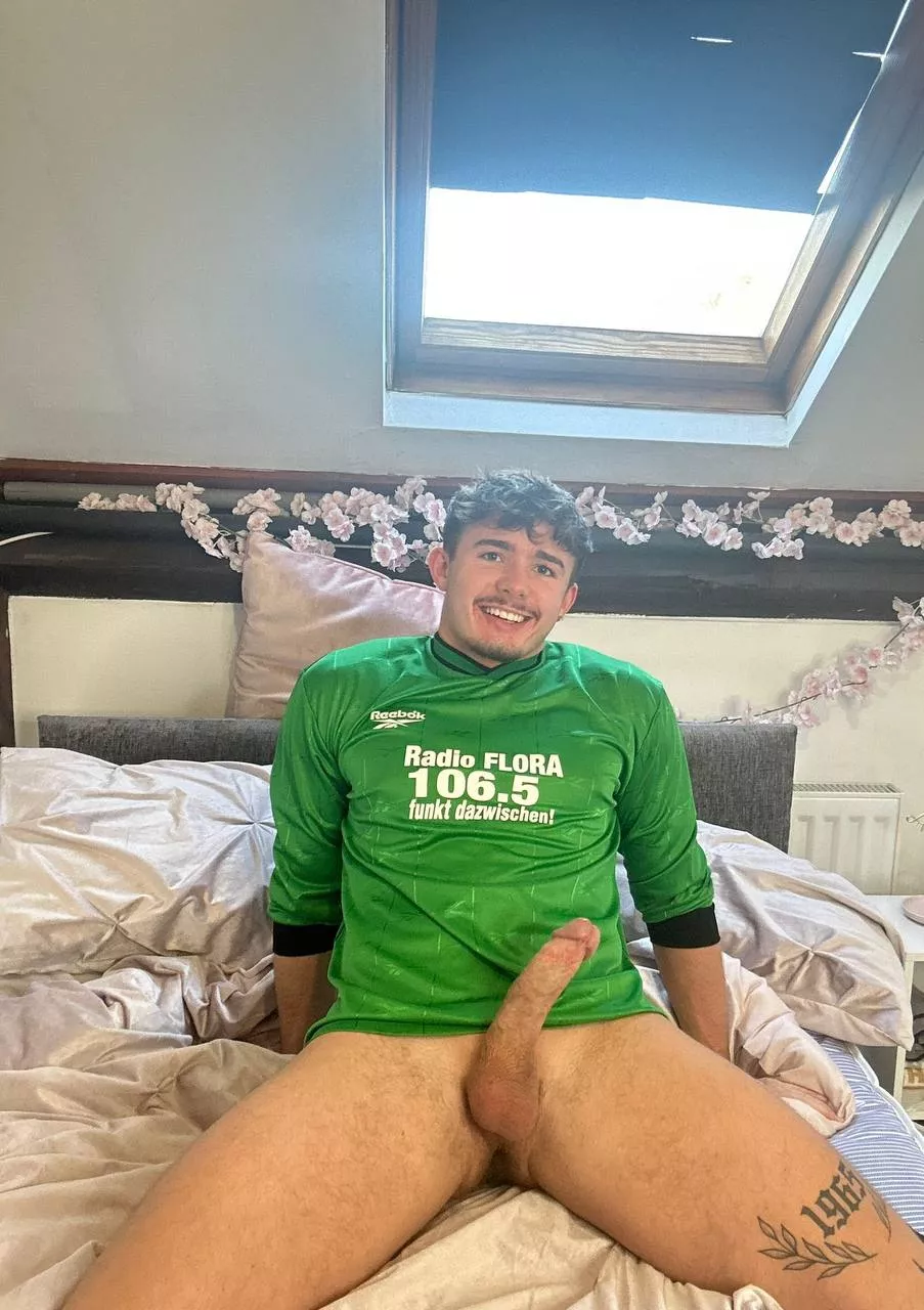 Big enough? posted by miserablythirstyst