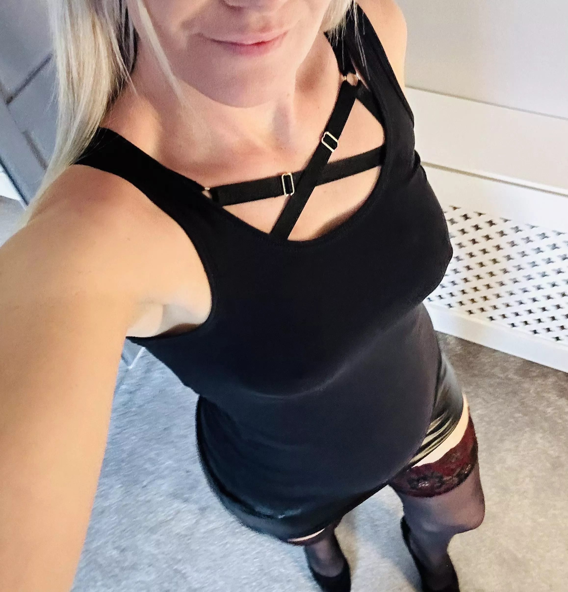 Can I be your pregnant slut posted by laurarosevip