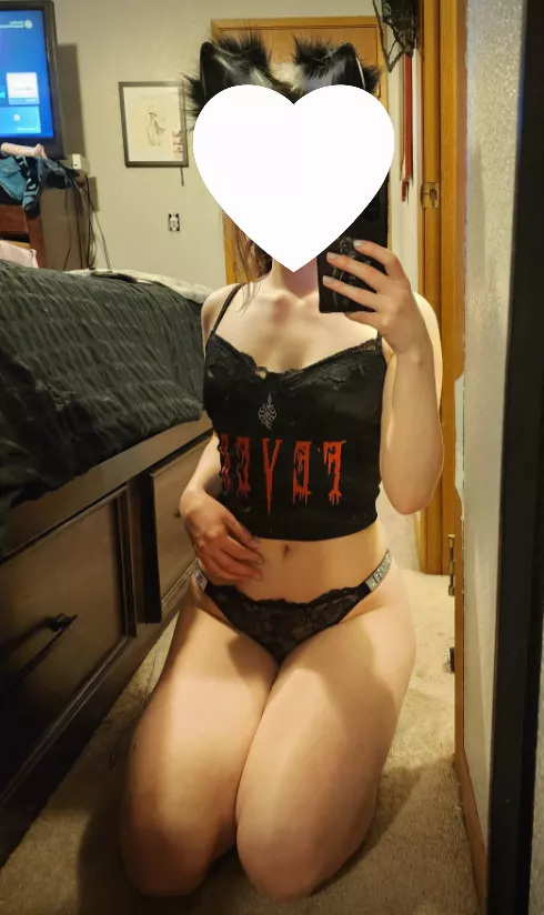 Can't catch this kitsune 🤭 posted by kitsuneduff